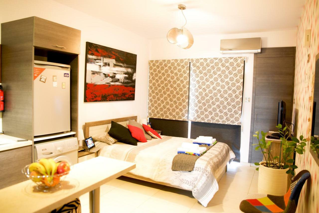 Green Valley Modern Studio Лимасол Экстерьер фото