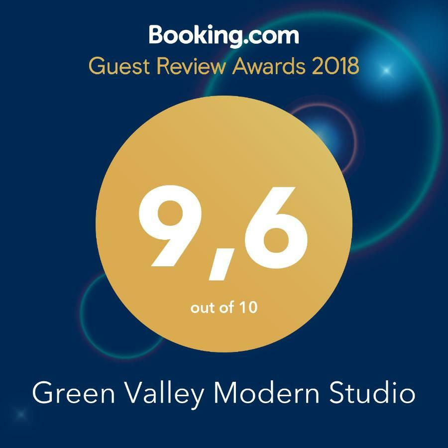 Green Valley Modern Studio Лимасол Экстерьер фото