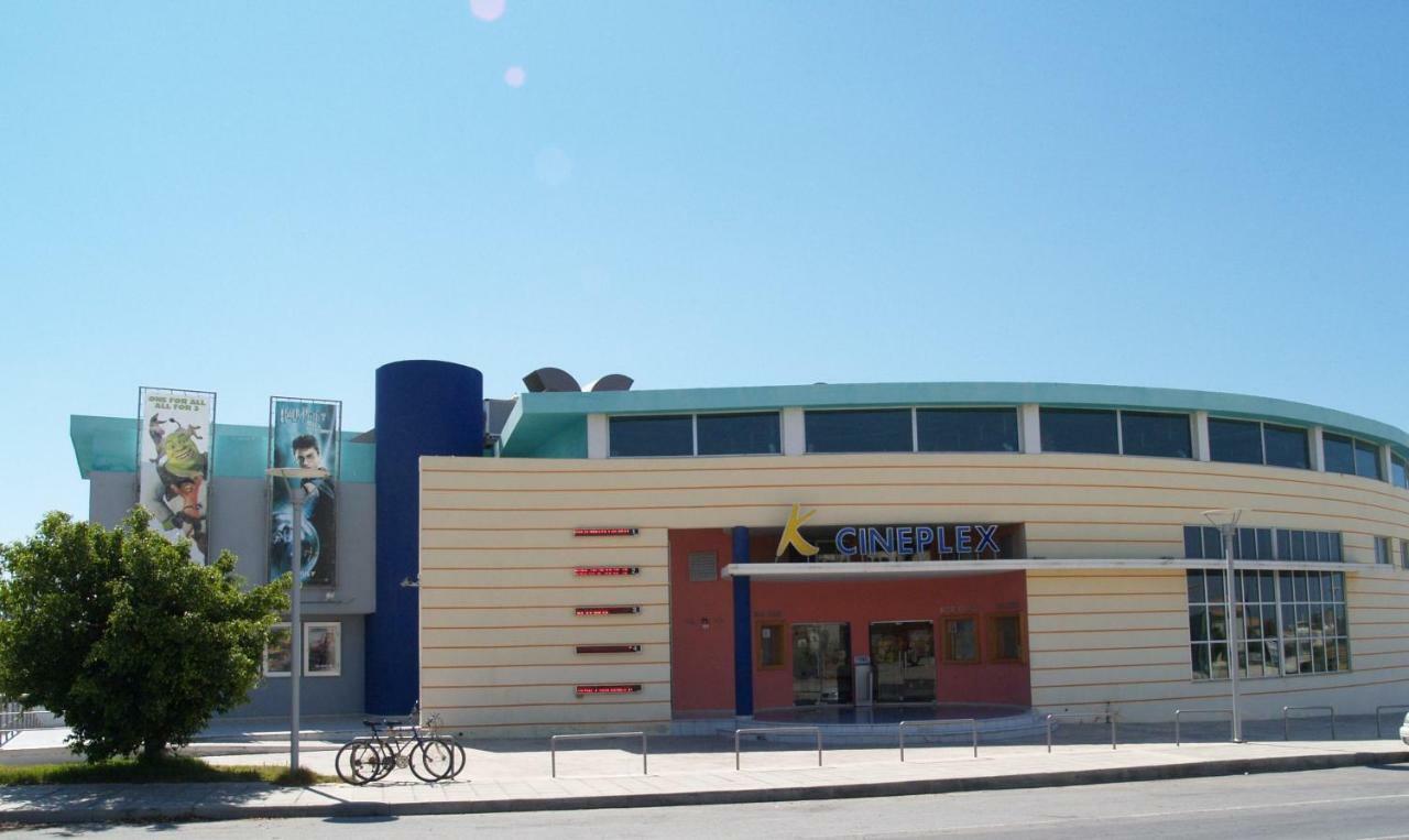 Green Valley Modern Studio Лимасол Экстерьер фото